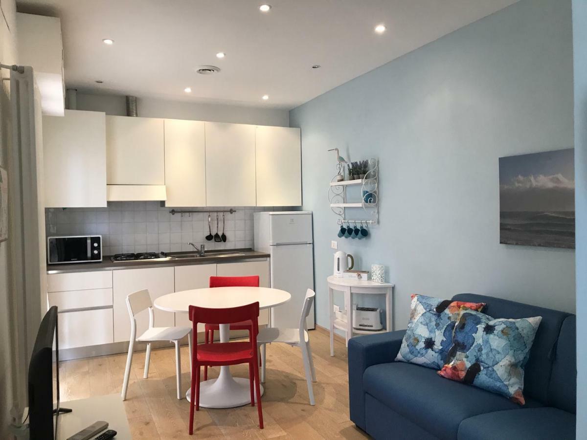Casa Celeste Apartment Виареджо Екстериор снимка