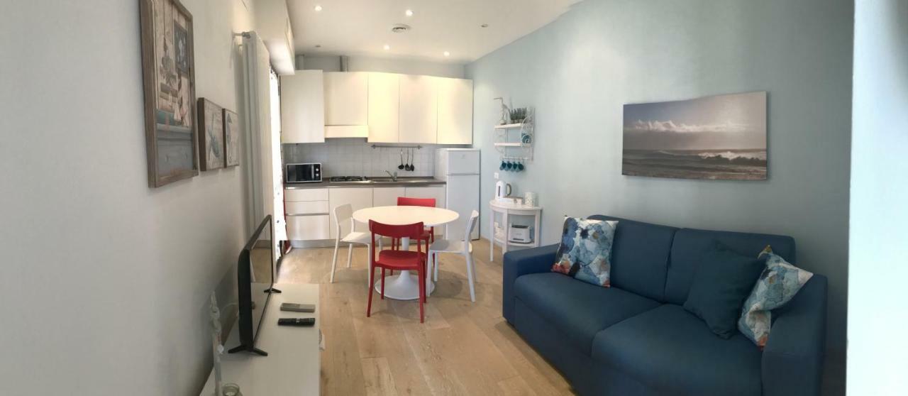 Casa Celeste Apartment Виареджо Екстериор снимка